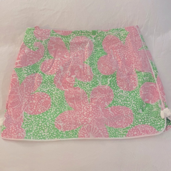 Lilly Pulitzer skort - Picture 1 of 3